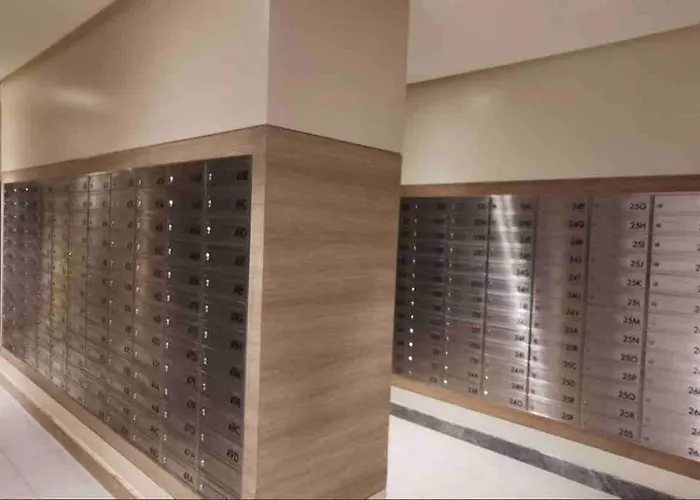 Luxe 1br W/ Balcony @ Uptown Parksuites Apartamento