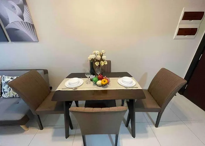 Apartamento Luxe 1br W/ Balcony @ Uptown Parksuites Manila